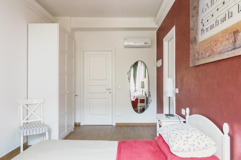 Cento Passi Dal Duomo B&B Ареццо Екстер'єр фото