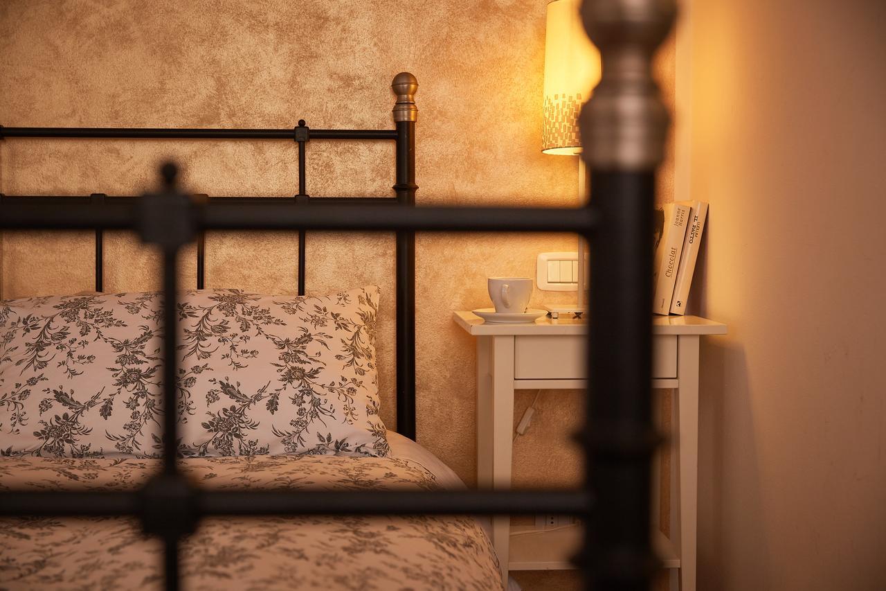 Cento Passi Dal Duomo B&B Ареццо Екстер'єр фото
